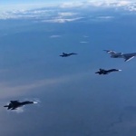 Първите Су-34, завръщащи се от Сирия, се приземиха край Воронеж