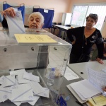 Гласуването било право по Конституция? Не, не е