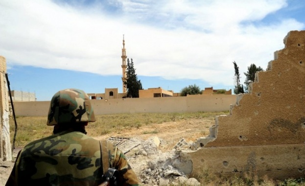 Сирийските войски освобождават античния комплекс Палмира