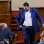 Пеевски се раздели с дела си в „Булгартабак”