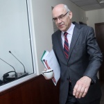 КЕВР предлага парното и топлата вода да поевтинеят от април