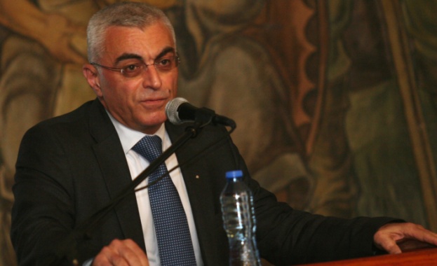 Пренасочват кибератаките към бизнеса, прогнозират експерти