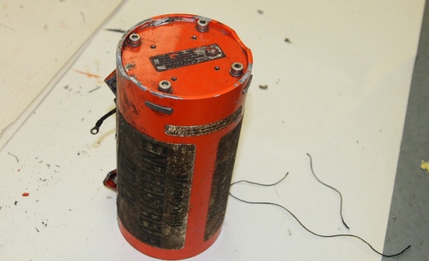 Международни експерти: ”Черната кутия” на катастрофиралия в Русия Боинг е отворена и информацията в нея е в добро състояние