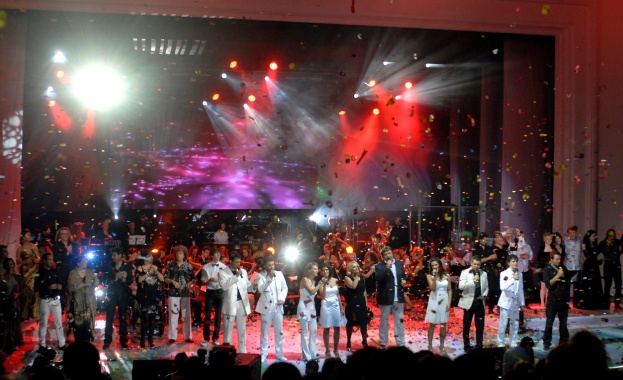 Автори и изпълнители вече могат да изпращат своите песни за „Бургас и морето”