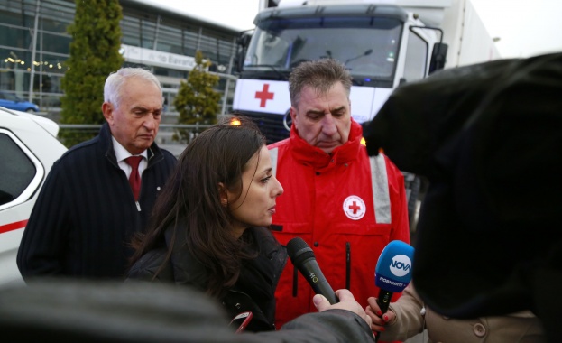 България изпрати хуманитарна помощ за мигрантите в транзитния център Табановце в Македония