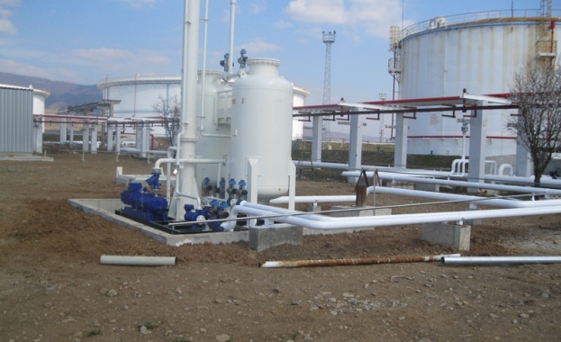 ДАНС и прокурори търсят изчезнало гориво от Държавния резерв