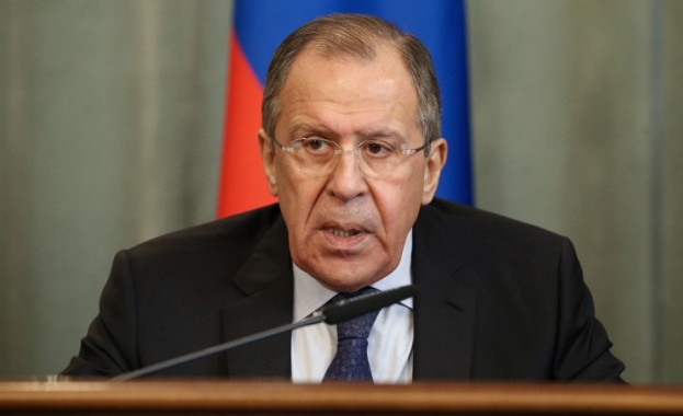 Лавров: Русия не обвинява външни сили за избухването на напрежението в Нагорни Карабах