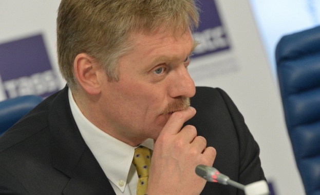 Песков: Русия следи референдума в Холандия, но не се намесва в суверенните отношения