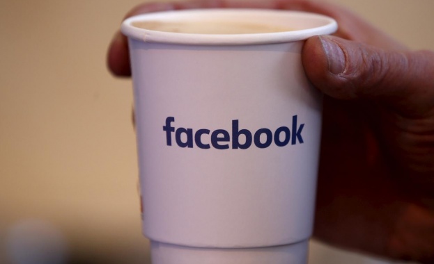 Фейсбук – хората вече споделят по-малко