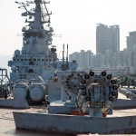 Турски катери обкръжиха руски боен кораб