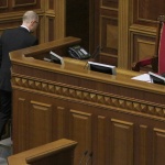 Кремъл се надява, че оставката на Яценюк няма да възпрепятства реализацията на „Минск-2“