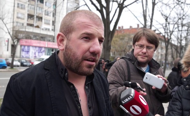 Властелини на „свещената цепеница” Властелини на „свещената цепеница”
