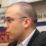 ИПИ: Влиза ли България в „дългова спирала”