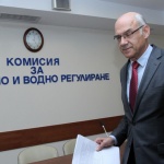 Всяка година водата ще поскъпва, обещаха от КЕВР