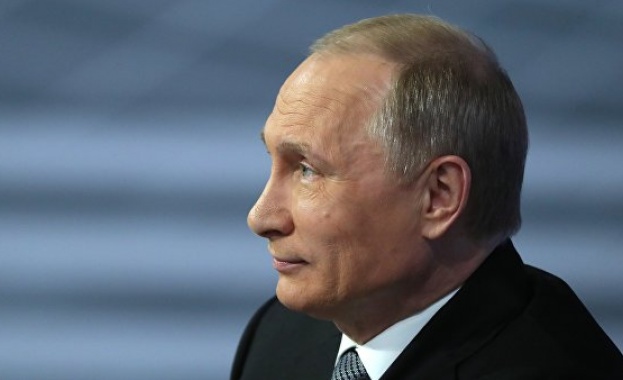 Путин обсъди с емира на Катар срещата в Доха и ситуацията в Сирия