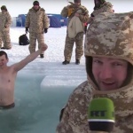 Екстремните учения на руските ВДВ в ледените води на Северния полюс