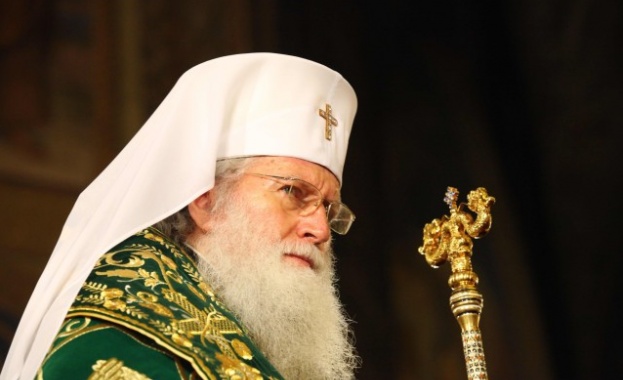 Патриарх Неофит: Бог обича България и българите обичат своя небесен отец