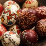 На Велики четвъртък се боядисват яйцата