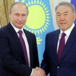 Путин благодари на Назарбаев за решението да проведе Деня на Победата в Москва