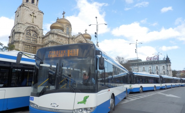 Общинска фирма пое автобусния транспорт във Варна