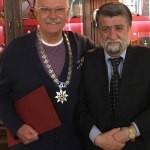 Вежди Рашидов награди със "Златен век" Никита Михалков