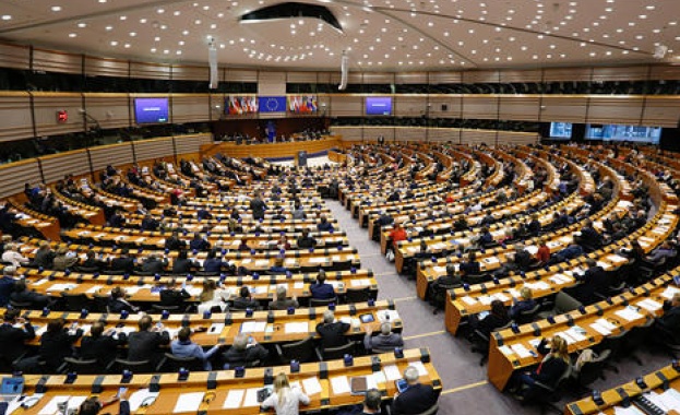 Европарламентът се раздели по въпроса за санкциите срещу Русия