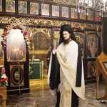 Дионисий обвини атакуващите го свещеници в разкол