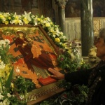 Дионисий и Никанор мамят хора с "чудотворна" икона