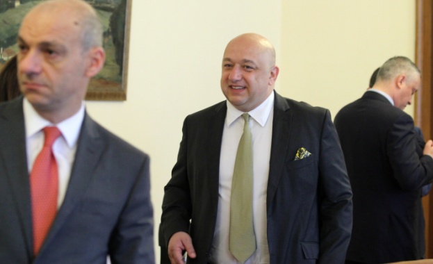 Министрите разделени за орден „Стара планина” на Нешка Робева