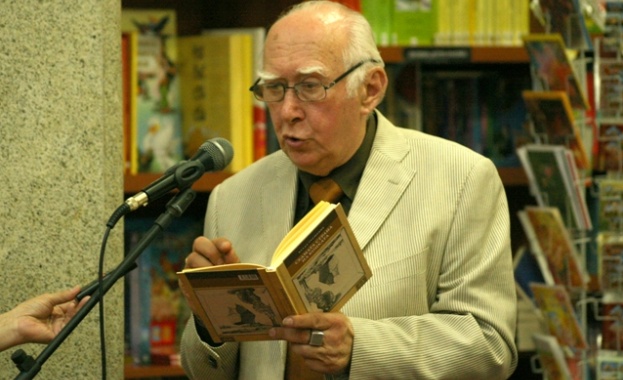 Заканвате се че ще ме затворите? С помощта на думата „навсякъде” аз ще съм свободен.