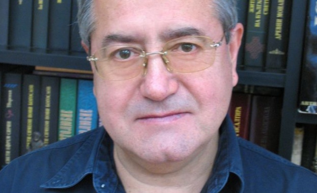 Иван Гранитски представя новата си книга на 20-годишнината на издателство "Захари Стоянов" 