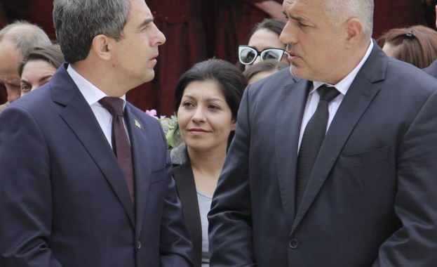 „Стандарт”: Р. Плевнелиев се готви за висок пост в Европа