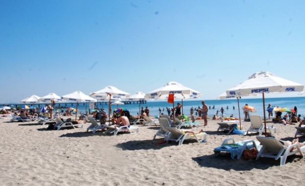 Централен плаж Бургас официално открива сезона на 1 юни
