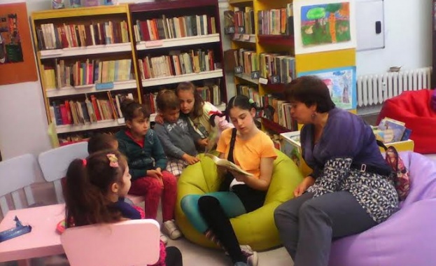 Среща с "Детския влак на книгите" - 1 юни в Столична библиотека