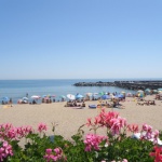 Над 30 спасителни поста охраняват варненските плажове