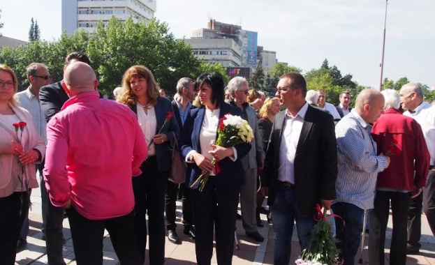 Нинова: Започваме незабавни разговори с опозиционни партии за общи действия  срещу правителството