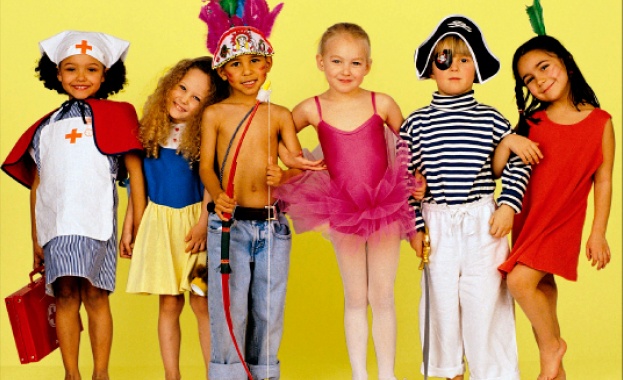 Карнавал и много други изненади днес за децата от Варна 