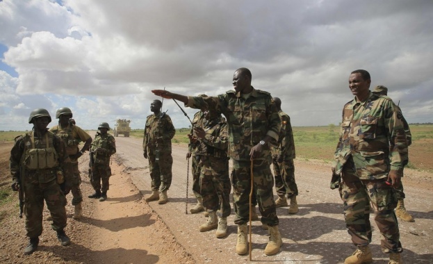 Ислямисти щурмуват хотел в Могадишу