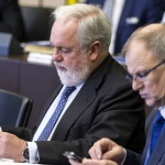 ЕК ще предложи ограничаване използването на хербициди с активна съставка глифозат
