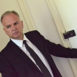 Найденов и Вигенин извиват ръце на депутатите от БСП да подкрепят 2,2 млрд. лв за въоръжаване