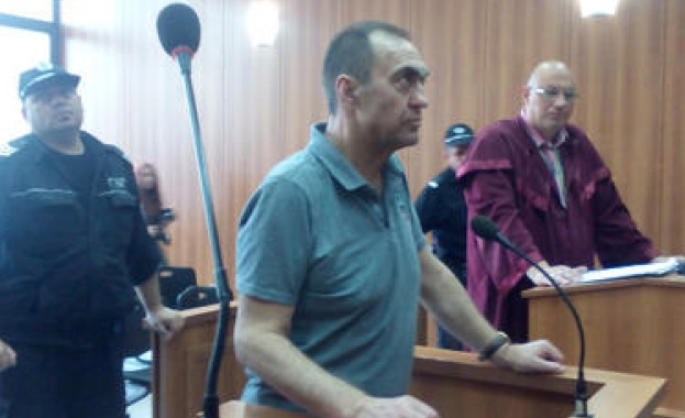 Евстатиев направил опит за самоубийсто. Прокуратурата отрече информацията на защитата 