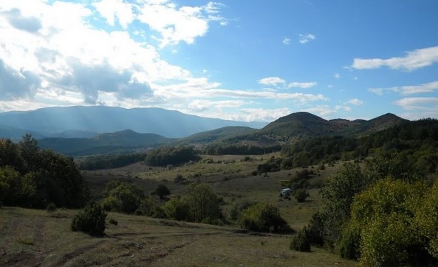 Турист се изгуби в Лозенската планина, момче е паднало от скала край Тетевен