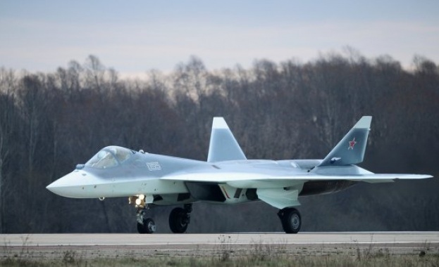 Изтребителят Т-50 ще постъпи на въоръжение в руските ВКС през 2017 г.