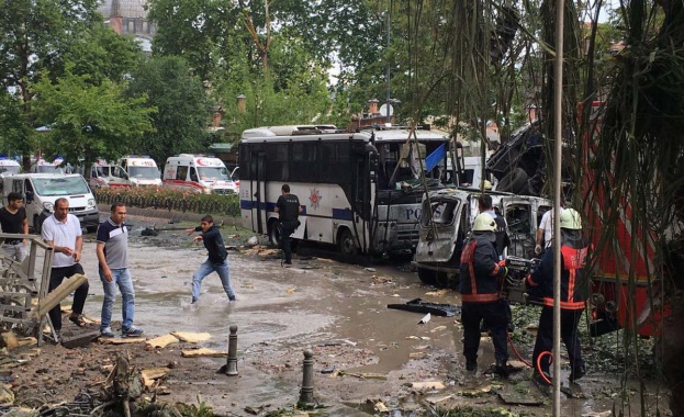 Автомобилът с бургаска регистрация, който беше в близост до атентата в Истанбул, е на жител на курорта Свети Влас