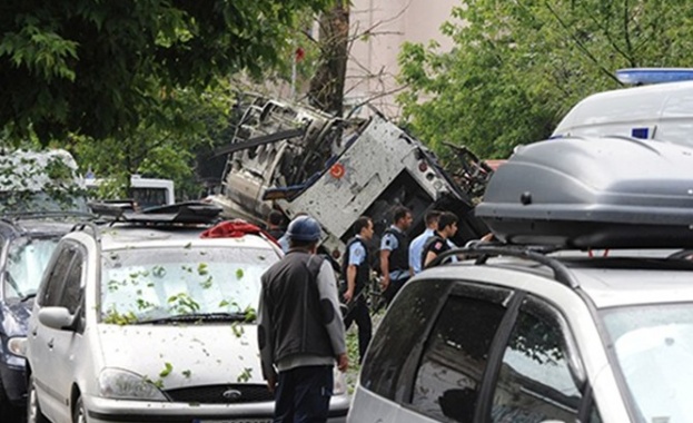 Български автомобил на мястото на взрива в Истанбул