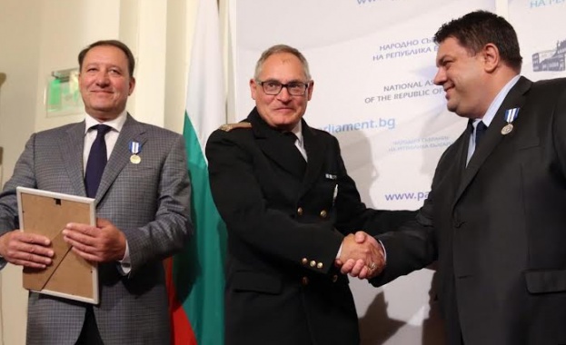 Ангел Найденов и Атанас Зафиров с високо военно оличие