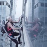 Катерач използва мощността на LG CordZeroTM, за да изкачи бизнес сграда