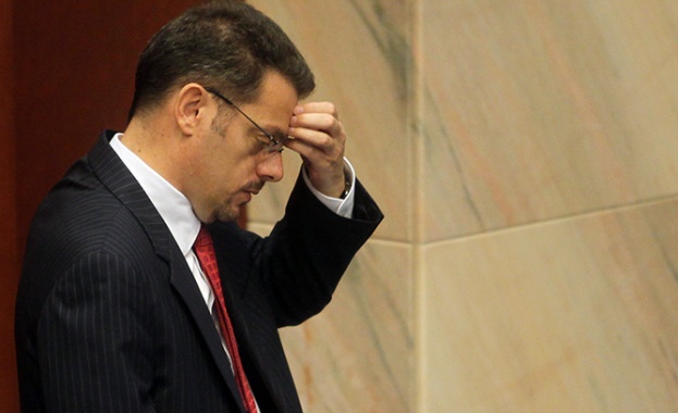 Македонският вицепремиер и финансов министър подаде оставка