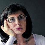 Синьо Единство: Кунева демонстрира професионална фригидност