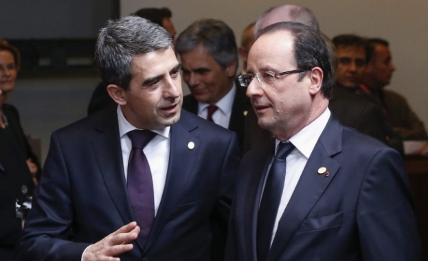 Плевнелиев ще се срещне с президента Франсоа Оланд